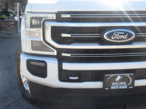 Used 2021 Ford F250 Platinum AWD/4WD image 3