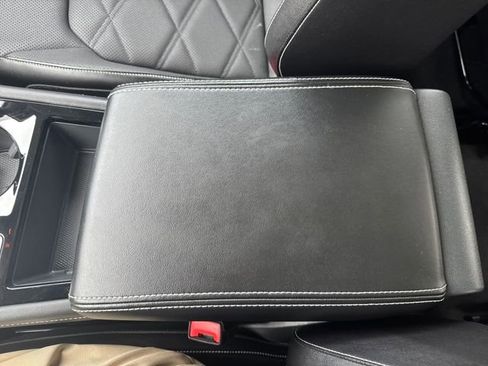 Used 2024 Volkswagen Atlas SE w/ Panoramic Sunroof Package image 30