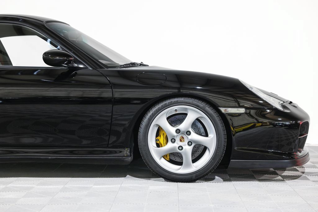 Used 2003 Porsche 911 GT2 RWD image 4