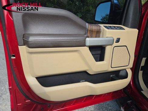Used 2019 Ford F150 Lariat w/ Equipment Group 502A Luxury AWD/4WD image 13