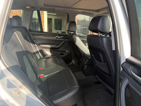 Used 2017 BMW X3 sDrive28i image 12
