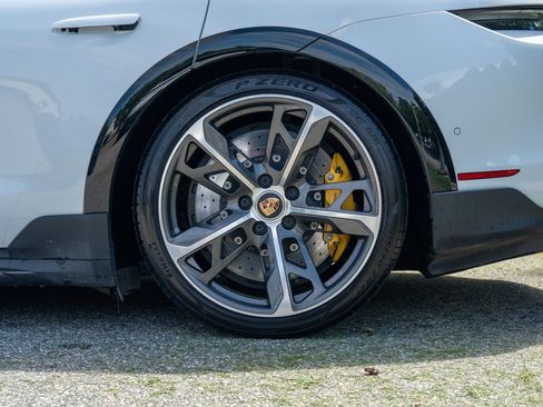 Used 2022 Porsche Taycan Turbo S AWD/4WD image 7