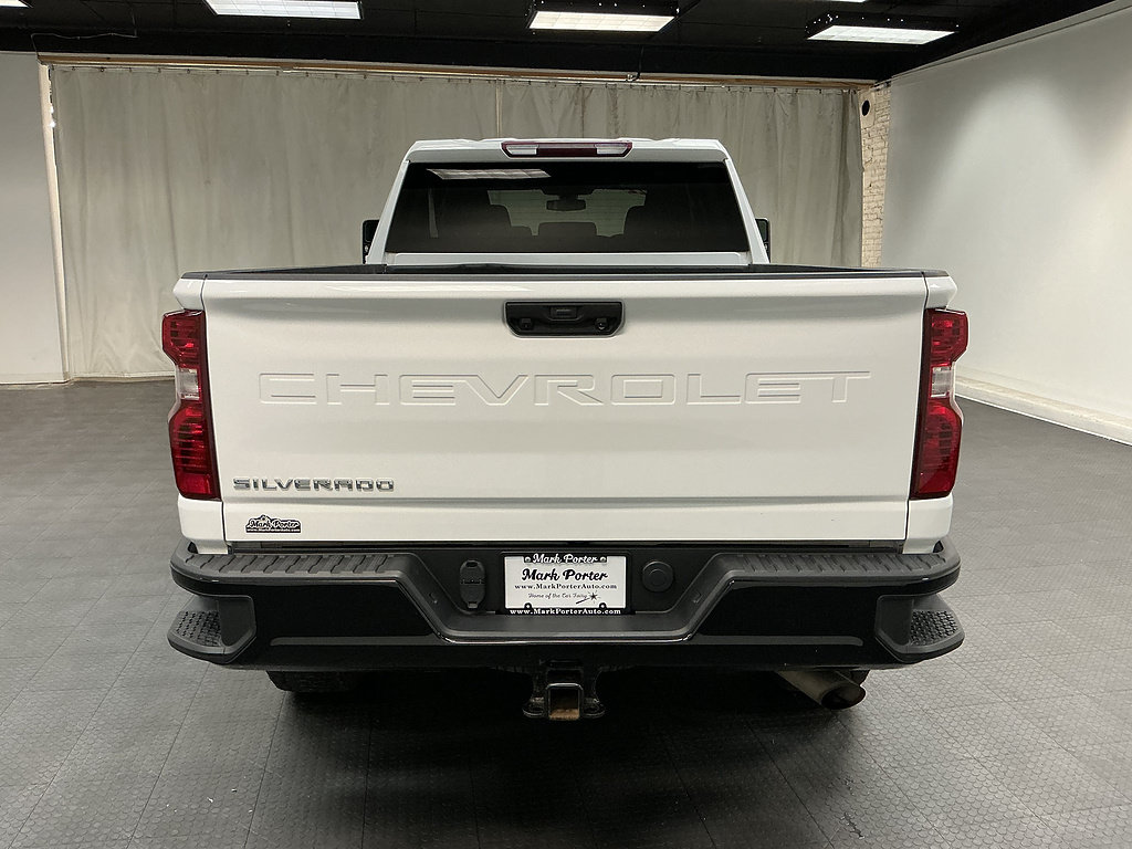 Used 2022 Chevrolet Silverado 2500 Custom w/ Custom Value Package AWD/4WD image 4