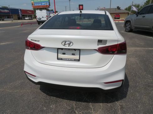 Used 2020 Hyundai Accent SE FWD image 6