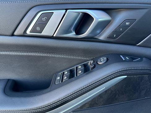 Used 2022 BMW X5 xDrive40i w/ Climate Comfort Package image 10