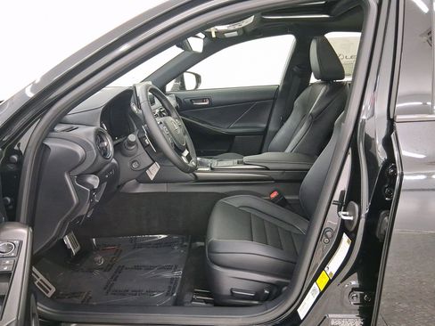 Used 2025 Lexus IS 350 F Sport w/ Navigation Package image 5