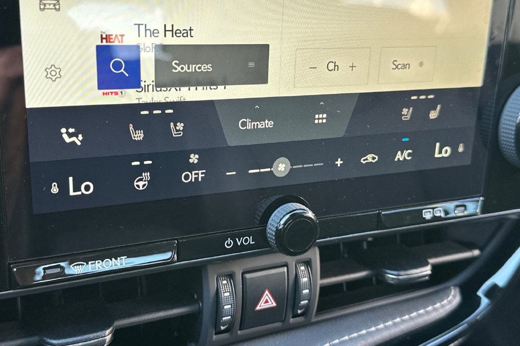 Used 2026 Lexus NX 350h AWD w/ Accessory Package (Z1) image 23