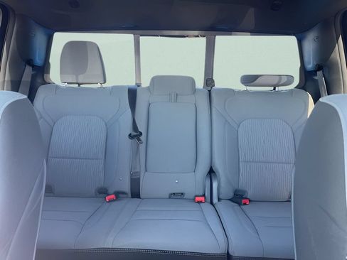 Used 2024 RAM 1500 Big Horn AWD/4WD image 10