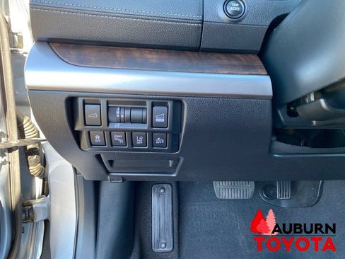 Used 2019 Subaru Outback 3.6R Limited w/ Popular Package #2 AWD/4WD image 40