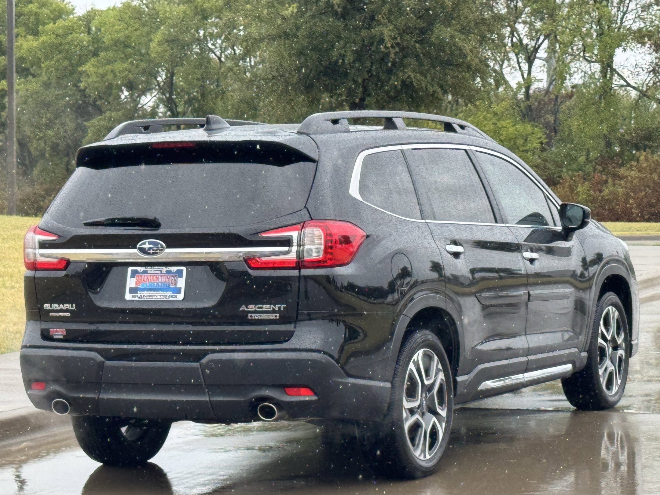 Used 2026 Subaru Ascent Touring AWD/4WD image 4