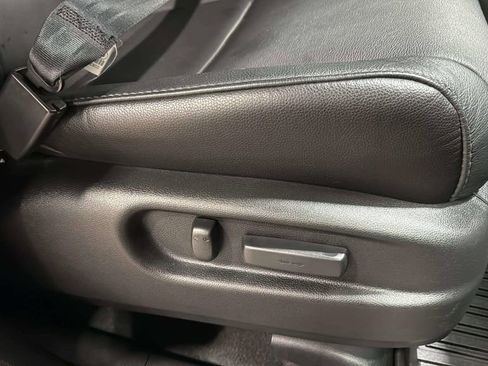 Used 2021 Honda Pilot Black Edition image 15