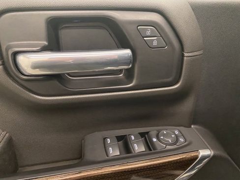 Used 2021 Chevrolet Silverado 1500 LT Trail Boss w/ Bed Protection Package image 25