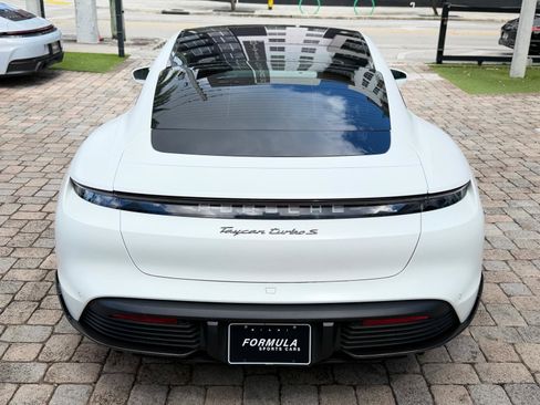 Used 2020 Porsche Taycan Turbo S image 17