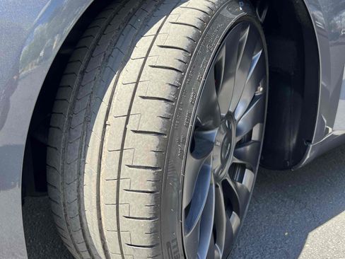 Used 2023 Tesla Model 3 Performance image 12