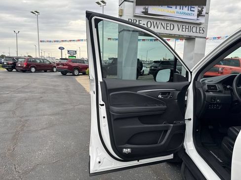 Used 2023 Honda Ridgeline RTL-E image 12