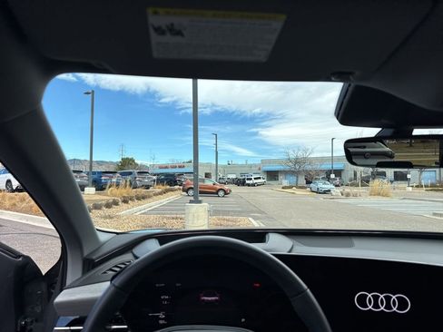 Used 2025 Audi Q6 e-tron Premium Plus w/ Premium Plus image 13