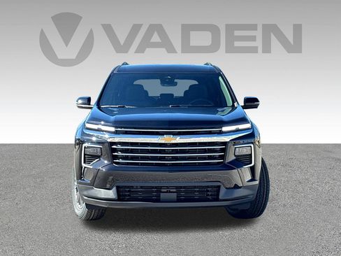 New 2026 Chevrolet Traverse LT w/ Driver Confidence Package FWD image 2