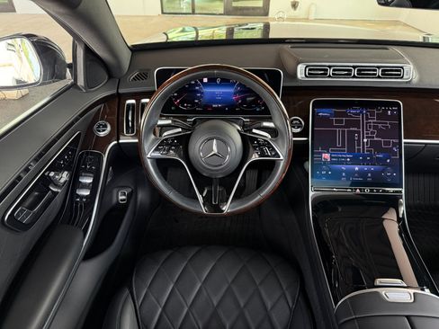 Used 2024 Mercedes-Benz S 580 4MATIC Sedan image 37