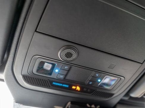 New 2025 Ford Bronco Base image 23