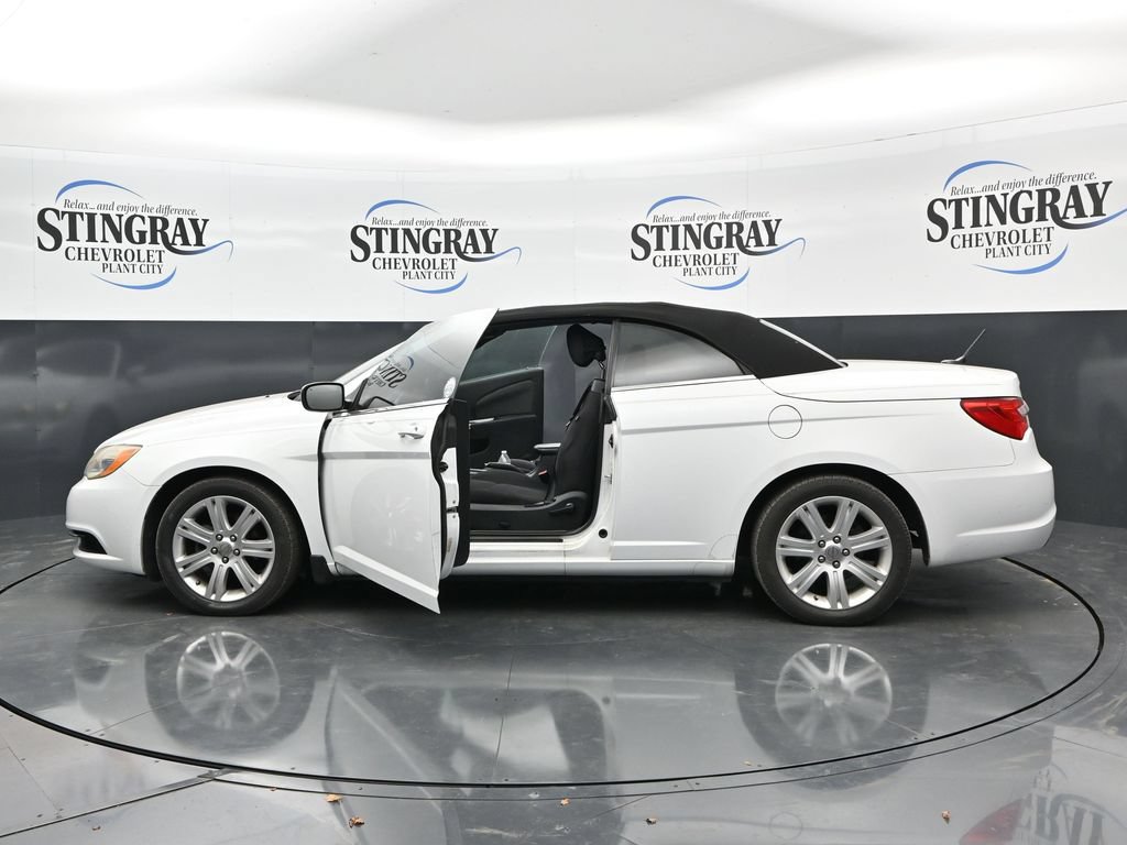 Used 2012 Chrysler 200 Touring FWD image 37