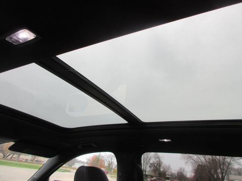 New 2026 GMC Acadia AT4 image 16