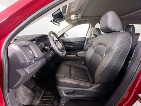 Used 2025 Nissan Pathfinder SL w/ SL Premium Package image 20