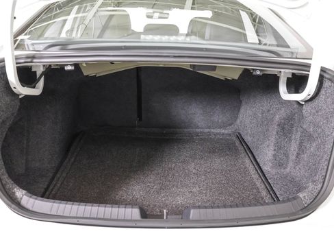 Used 2024 Volkswagen Jetta SE w/ Panoramic Sunroof Package FWD image 40