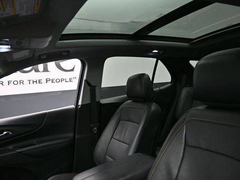 Used 2020 Chevrolet Equinox Premier image 17