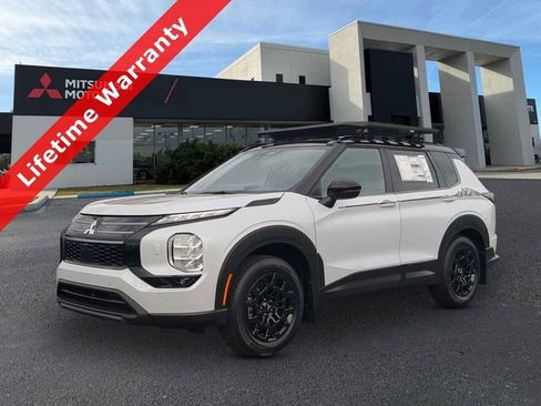 New 2026 Mitsubishi Outlander AWD image 1