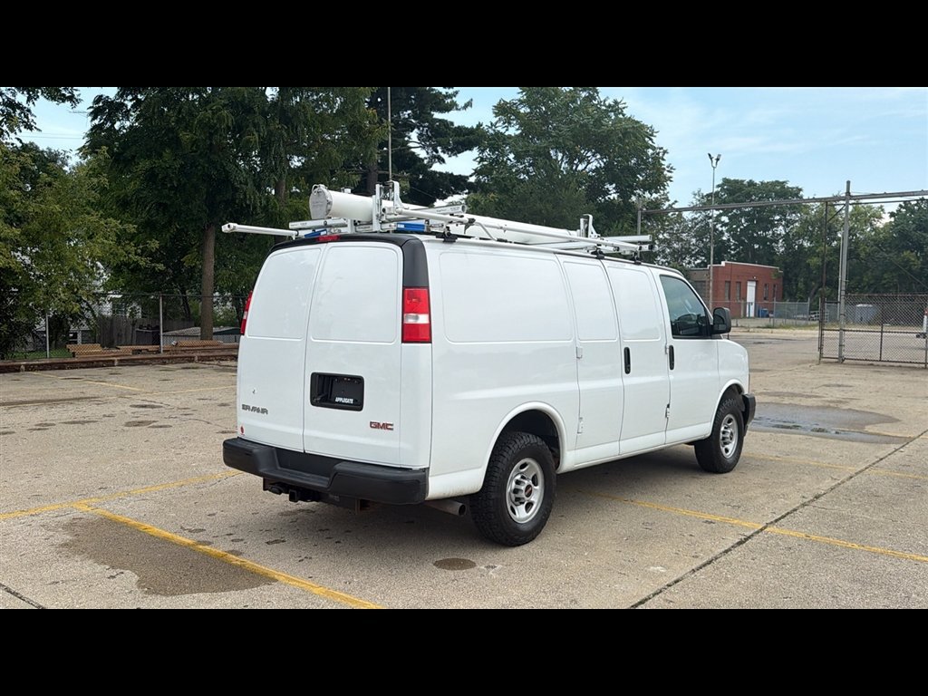 Used 2022 GMC Savana 2500 w/ Communications Package RWD image 5