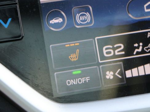 Used 2023 Subaru Ascent Limited w/ Technology Package AWD/4WD image 24