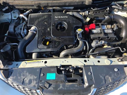 Used 2011 Nissan Juke SV image 7