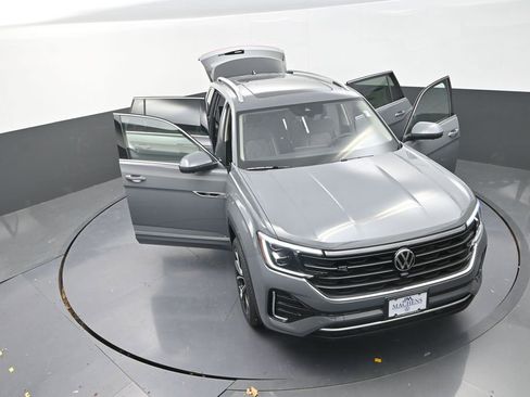 New 2026 Volkswagen Atlas SEL Premium R-Line AWD/4WD image 30