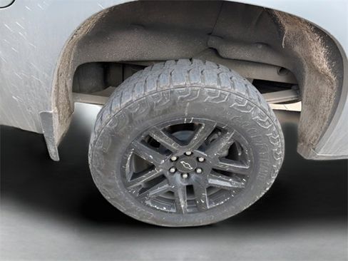 Used 2025 Chevrolet Silverado 1500 Custom Trail Boss image 5