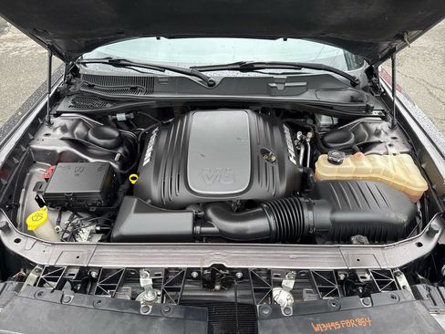 Used 2016 Dodge Challenger R/T Plus image 9