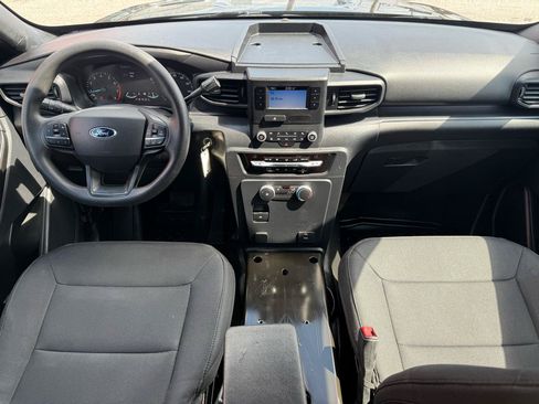 Used 2021 Ford Explorer 4WD Police Interceptor image 2