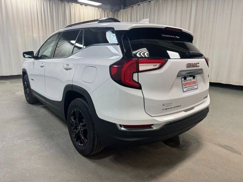 Used 2024 GMC Terrain AT4 image 6