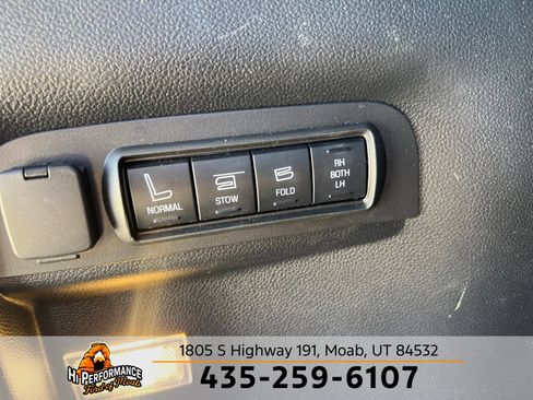 Used 2016 Ford Explorer Limited w/ Class II Trailer Tow Package FWD image 13