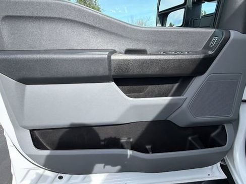 Used 2023 Ford F250 XL w/ XL Chrome Package image 20