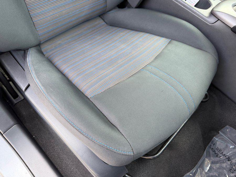 Used 2020 Nissan Leaf S w/ Protection Package FWD image 28