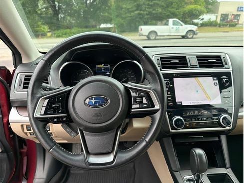 Used 2018 Subaru Outback 2.5i Limited AWD/4WD image 15