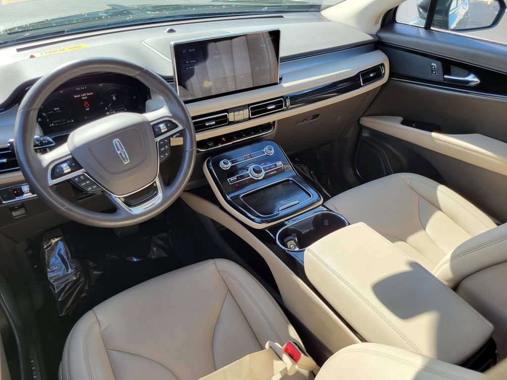 Used 2022 Lincoln Nautilus AWD w/ Premium Package image 23
