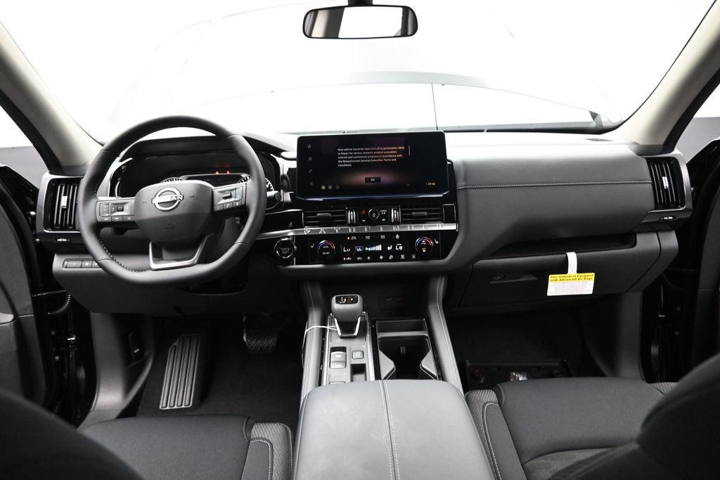 New 2026 Nissan Pathfinder SV w/ SV Premium Package FWD image 31