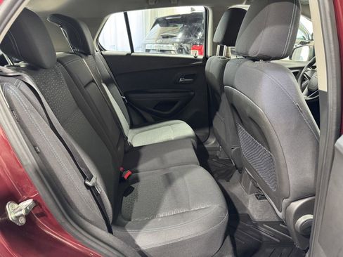 Used 2016 Chevrolet Trax LS w/ LPO, Protection Package FWD image 23