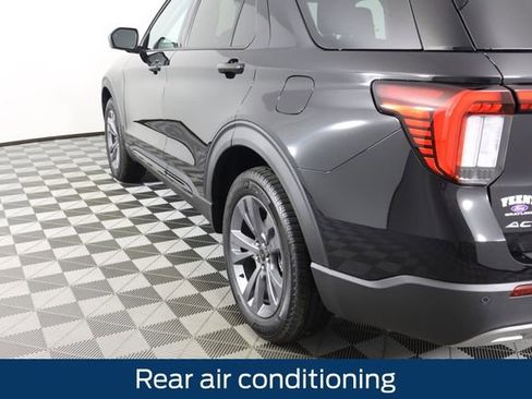 New 2026 Ford Explorer Active w/ Active Comfort Package image 14