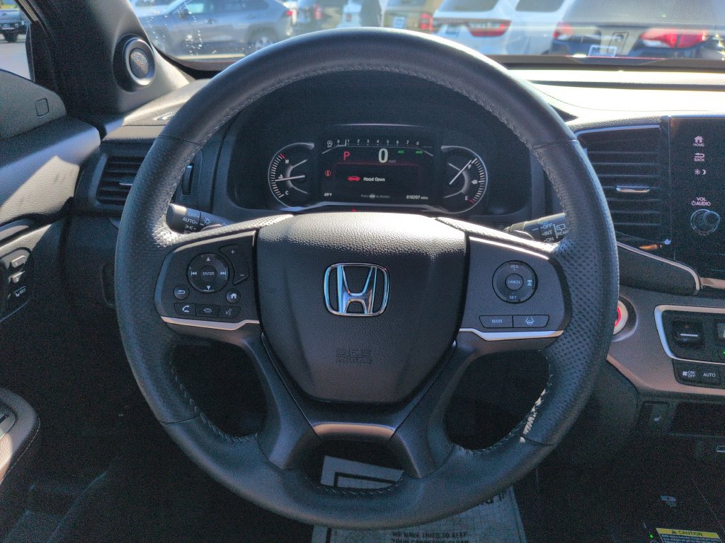 Used 2025 Honda Passport EX-L image 14