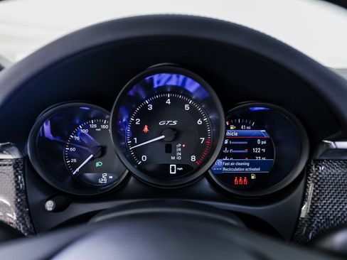 New 2026 Porsche Macan GTS image 15