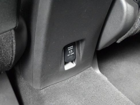 Used 2023 Mitsubishi Eclipse Cross ES image 29