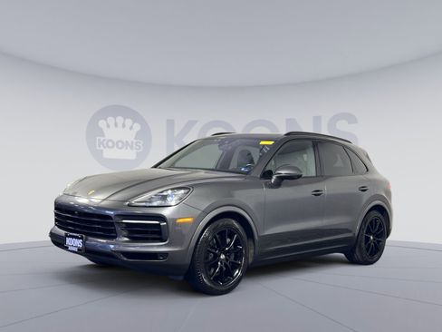 Used 2021 Porsche Cayenne S image 1