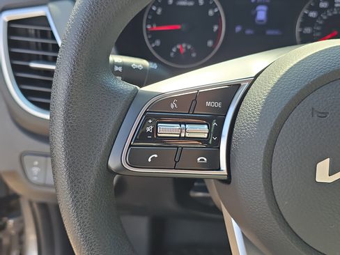Certified 2023 Kia Seltos LX AWD/4WD image 29